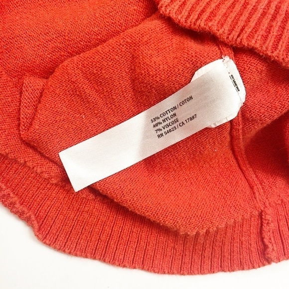 Old Navy bright orange knit sweater - Picture 4 of 4